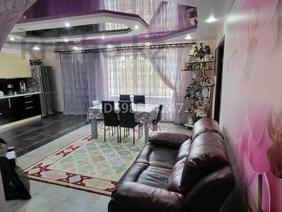 8-бөлмелі пәтер · 152.3 м² · 4/5 қабат, 4 микрорайон, бағасы: 60 млн ₸ в Риддере