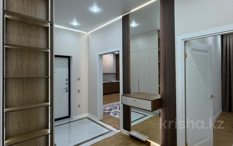 3-комнатная квартира · 90 м² · 4/5 этаж, мкр. Алтын орда, Саздинское лесничество за 37.7 млн ₸ в Актобе — фото 2