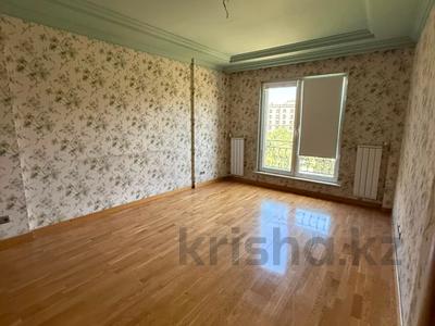 4-комнатная квартира · 160 м² · 4/5 этаж, мкр Мирас 157 за 176 млн ₸ в Алматы, Бостандыкский р-н