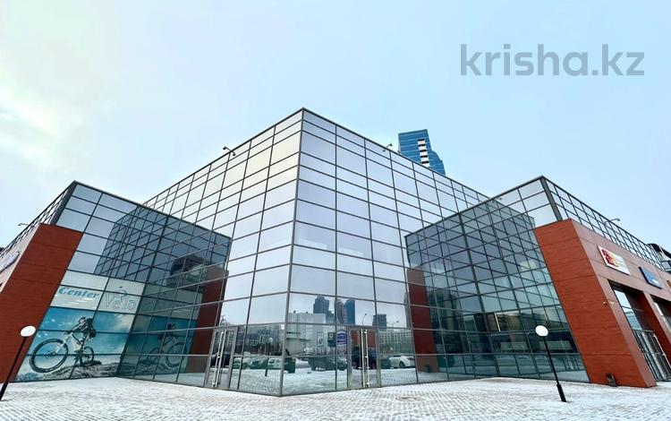 Свободное назначение, офисы, магазины и бутики, склады, общепит, салоны красоты, медцентры и аптеки, образование, развлечения · 2317 м² за 3.5 млрд 〒 в Астане, Есильский р-н — фото 3