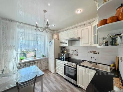 4-комнатная квартира · 78 м² · 4/9 этаж, Майкудук, 19й микрорайон за 23.5 млн ₸ в Караганде, Алихана Бокейханова р-н