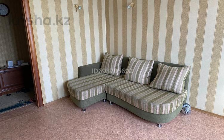 4-комнатная квартира · 100.8 м² · 4/6 этаж, Желтоксан 35 за 180 000 〒 в Аксу — фото 2