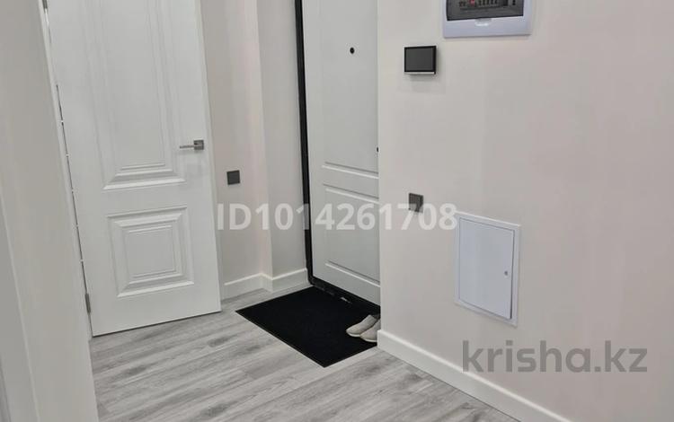 1-комнатная квартира · 41 м² · 8/9 этаж, Туран 57/5 за 340 000 ₸ в Астане, Нура р-н — фото 2