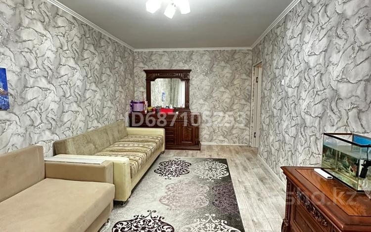 2-комнатная квартира, 43.6 м², 2/5 этаж, мкр Тастак-1 8 за 30 млн 〒 в Алматы, Ауэзовский р-н — фото 2