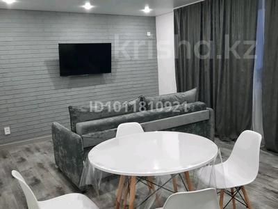 1-комнатная квартира · 50 м² · 1/10 этаж, Ткачева 12 — Назарбаевская школа за 15 000 ₸ в Павлодаре