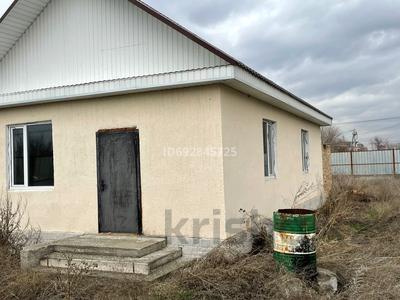 Отдельный дом • 3 комнаты • 75 м² • 10 сот., Жастар2 789 за 15.6 млн 〒 в Талдыкоргане, мкр Жастар