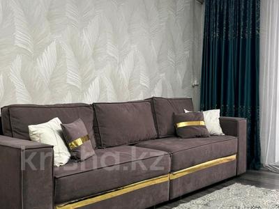 2-комнатная квартира · 43 м² · 2/10 этаж, Валиханова 159 за 300 000 ₸ в Семее