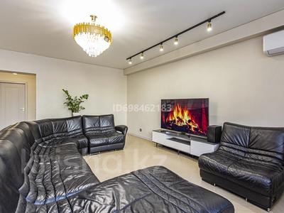 3-комнатная квартира · 120 м² · 1/5 этаж, мкр Думан-2 5 за 70 млн ₸ в Алматы, Медеуский р-н