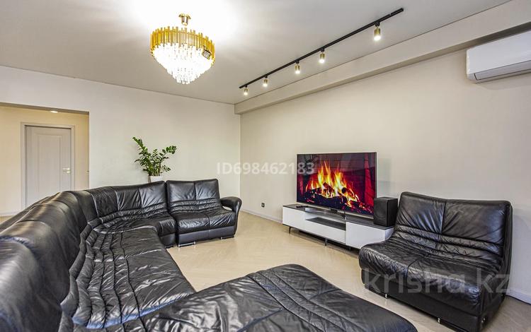 3-комнатная квартира · 120 м² · 1/5 этаж, мкр Думан-2 5 за 70 млн ₸ в Алматы, Медеуский р-н — фото 25