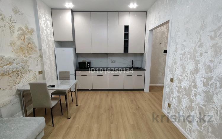 2-комнатная квартира · 40 м² · 18/18 этаж, ул. Е-36 13 за 250 000 ₸ в Астане, Нура р-н — фото 2
