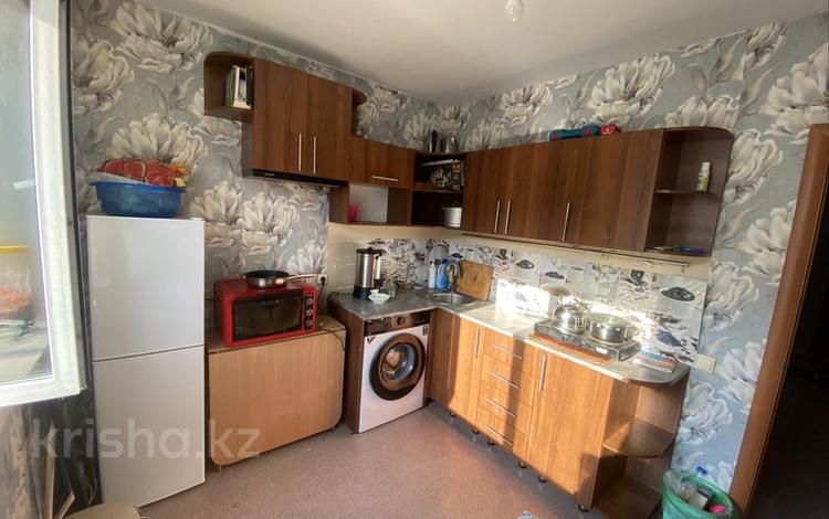 1-комнатная квартира · 46 м² · 4/5 этаж, Пр. Казыбек Би 7/2 за 17 млн ₸ в Усть-Каменогорске — фото 6