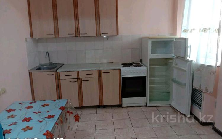 2-комнатная квартира · 43 м² · 2/5 этаж, мкр Жулдыз-2 30 — Магазин Америка за 170 000 ₸ в Алматы, Турксибский р-н — фото 2