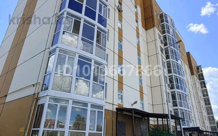 2-бөлмелі пәтер · 60 м² · 1/9 қабат, Черекаева 18, бағасы: 24 млн ₸ в Уральске — фото 2