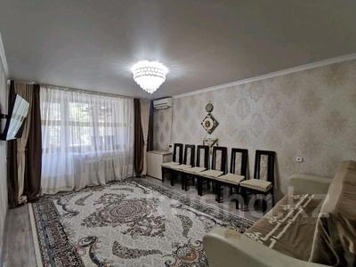 3-комнатная квартира · 60.5 м² · 2/5 этаж, Северо-Восток за 21 млн 〒 в Уральске