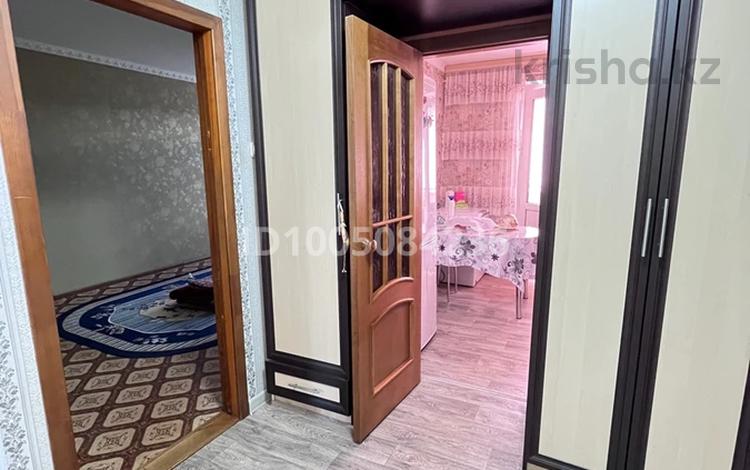 2-бөлмелі пәтер · 54.5 м² · 5/5 қабат, 2 ш/а., 101 стр бр — 8 мкр, бағасы: 15.5 млн ₸ в Актобе, мкр 8 — фото 2