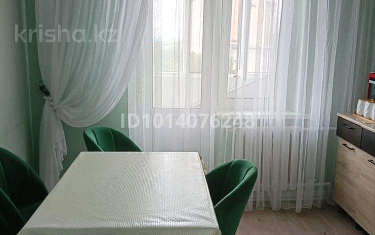 4-бөлмелі пәтер · 93 м² · 6/6 қабат, улица братьев жубановых — Жубанова Сатпаева, бағасы: 21 млн ₸ в Актобе — фото 2
