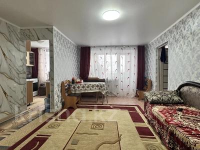 2-комнатная квартира · 42.5 м² · 3/4 этаж, Щорса за 4.5 млн 〒 в Темиртау