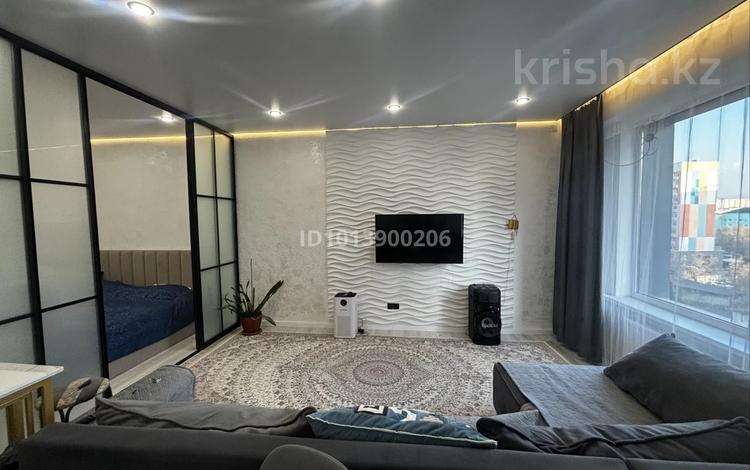 2-бөлмелі пәтер · 70 м² · 8/16 қабат, Сатпаева 90/56, бағасы: 71 млн ₸ в Алматы, Бостандыкский р-н — фото 2