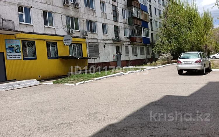 2-бөлмелі пәтер · 44.2 м² · 3/5 қабат, Комсомольский 33, бағасы: 8.8 млн ₸ в Рудном — фото 2
