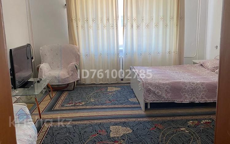 1-комнатная квартира · 50 м² · 4/5 этаж, Астана мкр 4 за 120 000 ₸ в  — фото 2