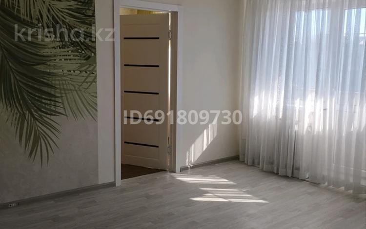 2-бөлмелі пәтер · 48 м² · 5/5 қабат, Независимости 21, бағасы: 9 млн ₸ в Сатпаев — фото 2