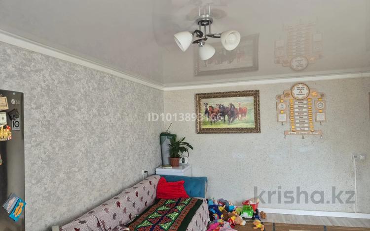 3-бөлмелі пәтер · 60 м² · 5/5 қабат, Республика 27 — Кенесары, бағасы: 26 млн ₸ в Астане, Сарыарка р-н — фото 2