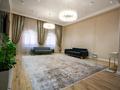 3-комнатная квартира · 113.4 м² · 1/7 этаж, Жамакаева 254/2 за 132 млн ₸ в Алматы, Медеуский р-н — фото 2