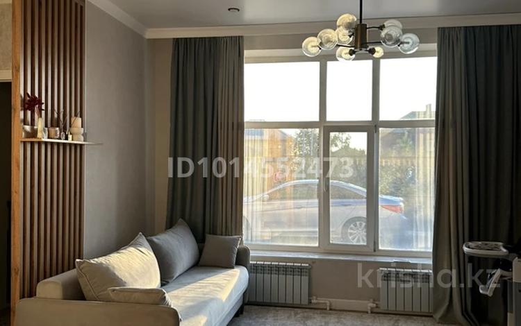 3-бөлмелі пәтер · 70 м², Күнгей ш/а., Мкр Кунегей 61 — Номер один Бани, бағасы: 350 000 ₸ в Караганде, Казыбек би р-н — фото 2