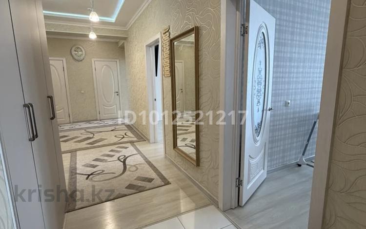 4-бөлмелі пәтер · 137 м² · 4/16 қабат, 17-й мкр 5, бағасы: 61 млн ₸ в Актау — фото 2