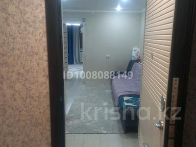 3-комнатная квартира · 61.7 м² · 3/5 этаж, Акжол 30б — Жаханша Досмухаметулы за 16 млн 〒 в Астане, р-н Байконур