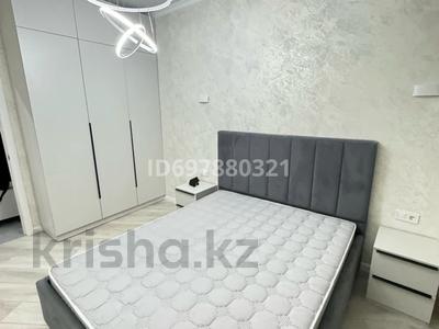 2-комнатная квартира, 60 м², 7/7 этаж посуточно, Мангилик ел — Мангилик ел за 13 000 〒 в Астане, Есильский р-н