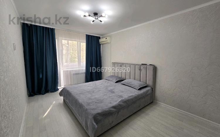 1-комнатная квартира · 35 м² · 2/5 этаж, мкр 8, проспект Абилкайыр Хана 68 за 2 000 〒 в Актобе — фото 11