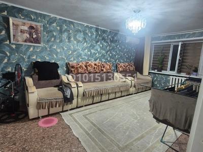 2-бөлмелі пәтер · 53.7 м² · 4/5 қабат, Гарышкерлер 21, бағасы: 12 млн ₸ в Жезказгане