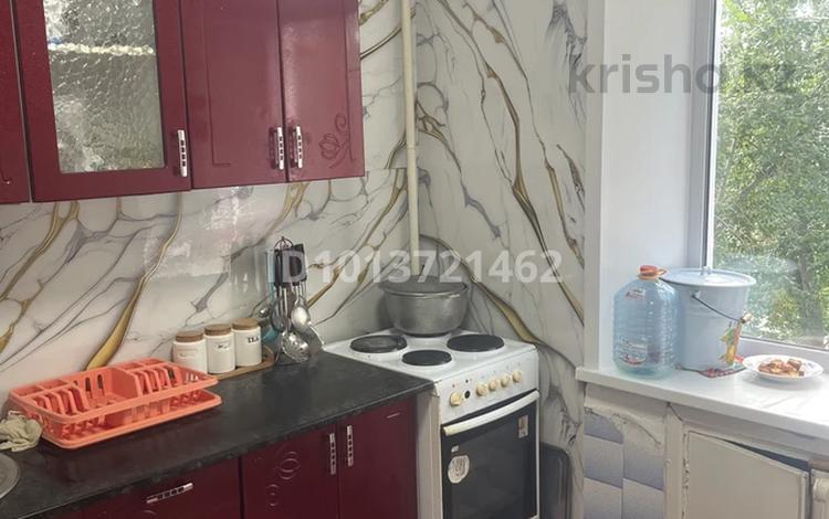 3-комнатная квартира · 62 м² · 4/5 этаж, Мкр 1 40 за 5 млн ₸ в Качаре — фото 2