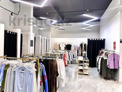 Свободное назначение, офисы, магазины и бутики, общепит, салоны красоты, медцентры и аптеки, образование, развлечения · 130 м² за 150 млн ₸ в Астане, Нура р-н