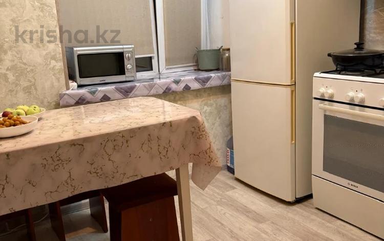 3-комнатная квартира · 58 м² · 2/5 этаж, 35 квартал за 19.5 млн 〒 в Семее — фото 2