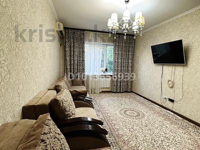 2-комнатная квартира · 60 м² · 4/5 этаж, мкр Тастак-3 59 — улица Тургут Озала дом 59 за 350 000 ₸ в Алматы, Алмалинский р-н