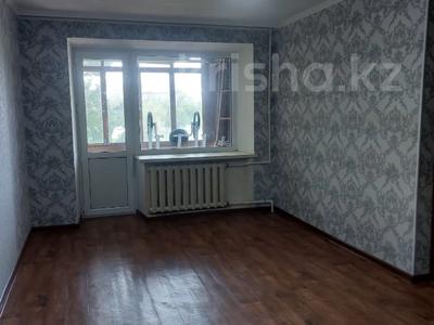 2-бөлмелі пәтер · 46 м² · 3/5 қабат, 12-шағынаудан, бағасы: 9 млн ₸ в Караганде, Алихана Бокейханова р-н