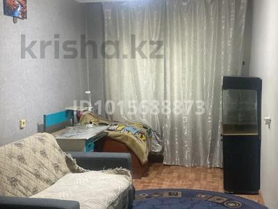 3-комнатная квартира · 57 м² · 1/5 этаж, 410 квартал 4 за 18 млн ₸ в Семее