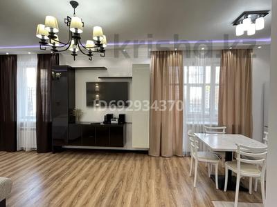 1-комнатная квартира, 43 м², 5/6 этаж помесячно, Аль-Фараби 29 за 300 000 〒 в Астане, Есильский р-н