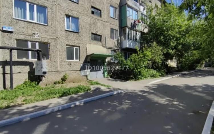 3-бөлмелі пәтер · 61.7 м² · 5/5 қабат, Пришахтинск, 22й микрорайон 35, бағасы: 15.5 млн ₸ в Караганде, Алихана Бокейханова р-н — фото 2