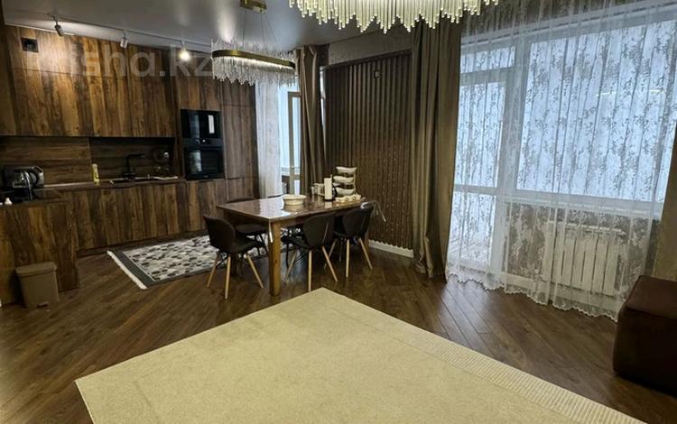 3-комнатная квартира · 84 м² · 2/9 этаж, проспект Есенберлина 13/4 за 53.5 млн ₸ в Усть-Каменогорске — фото 2