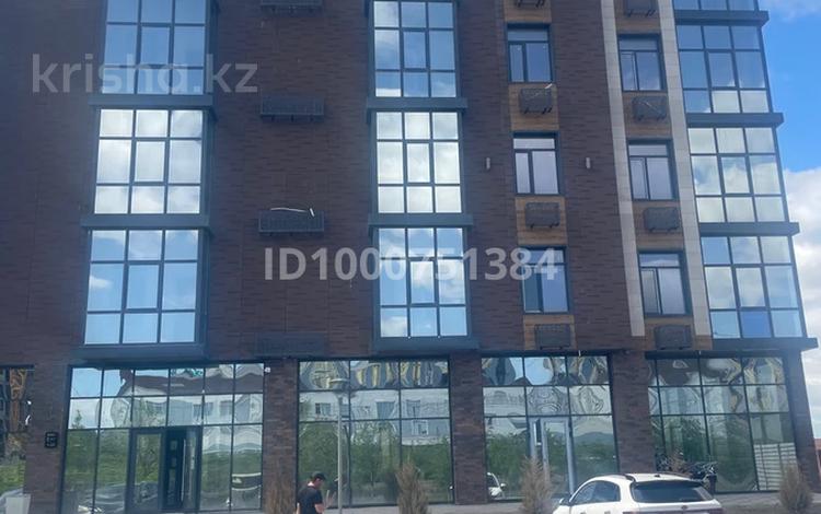 2-комнатная квартира · 96.7 м² · 5/5 этаж, мкр Нурсая, Абулхаир Хана 46 за 33.1 млн 〒 в Атырау — фото 6