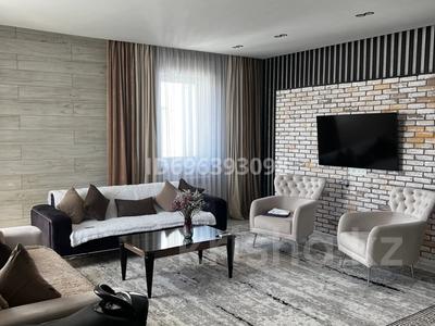 Продажа квартир в Шымкенте: 5-комнатная квартира · 210 м² · 16/17 этаж, Кунаева 91 за 110 млн 〒 5-комнатная квартира · 210 м² · 16/17 этаж, Кунаева 91 за 110 млн 〒 в Шымкенте, Аль-Фарабийский р-н