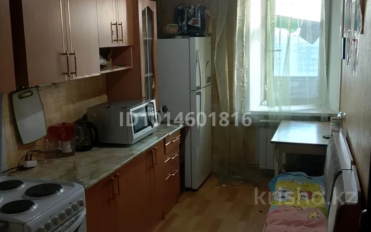 3-комнатная квартира · 66.1 м² · 16/16 этаж, Дулатова 145 — Район Эльдорадо за 170 000 ₸ в Семее — фото 2