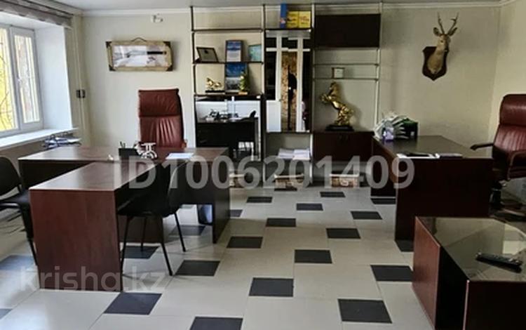 Еркін, кеңселер · 160 м², бағасы: 250 000 ₸ в Житикаре — фото 2