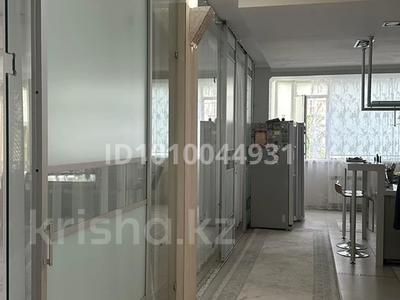 3-комнатная квартира · 183 м² · 3/4 этаж, Сазда-4, Ғ.Жубанова — Гришина за 63 млн ₸ в Актобе