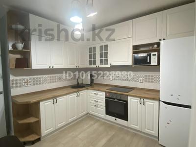 3-комнатная квартира · 72.6 м² · 9/12 этаж, Казыбек би 11/1 — Толе би и Роза Багланова за 45 млн ₸ в Астане, Нура р-н