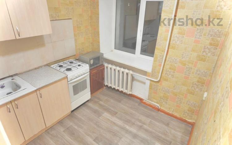 1-бөлмелі пәтер · 31.4 м² · 3/3 қабат, Бородина 215, бағасы: 11 млн ₸ в Костанае — фото 2