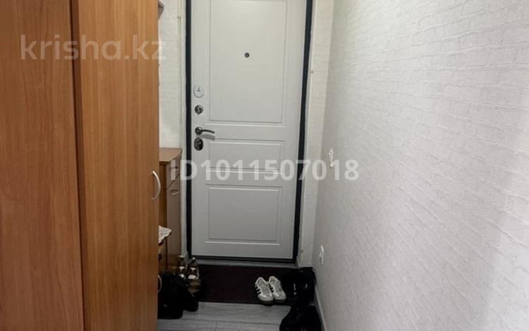 3-комнатная квартира · 49 м² · 3/5 этаж, Ауезова 26 — Республика,Жангелдина за 30 млн ₸ в Астане, Сарыарка р-н — фото 2